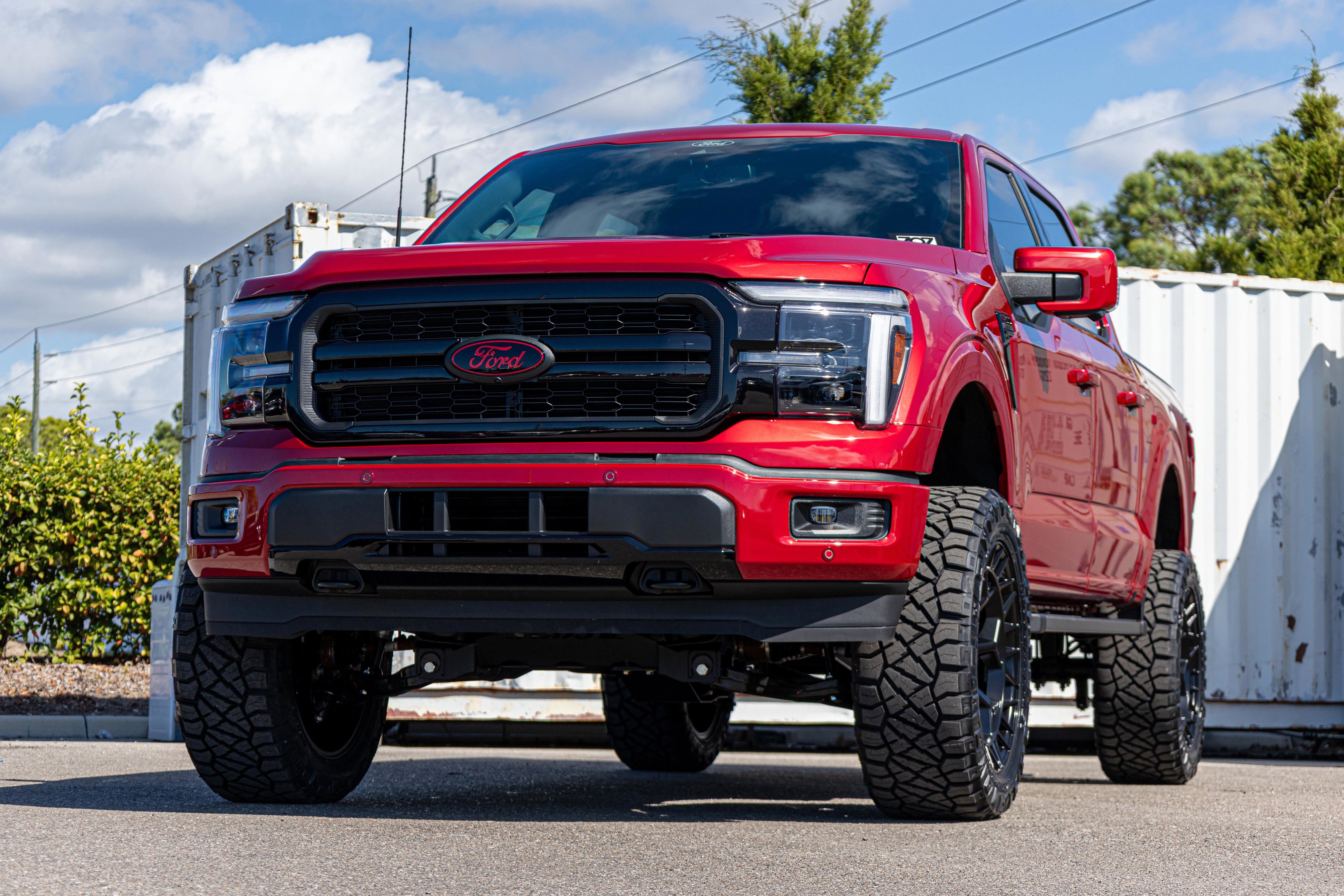 New 2025 Ford F150 Lariat w/ Equipment Group 501A Mid image 8