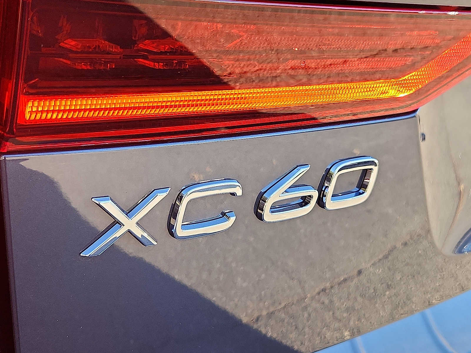 Used 2027 Volvo XC60 B5 Plus AWD/4WD image 27