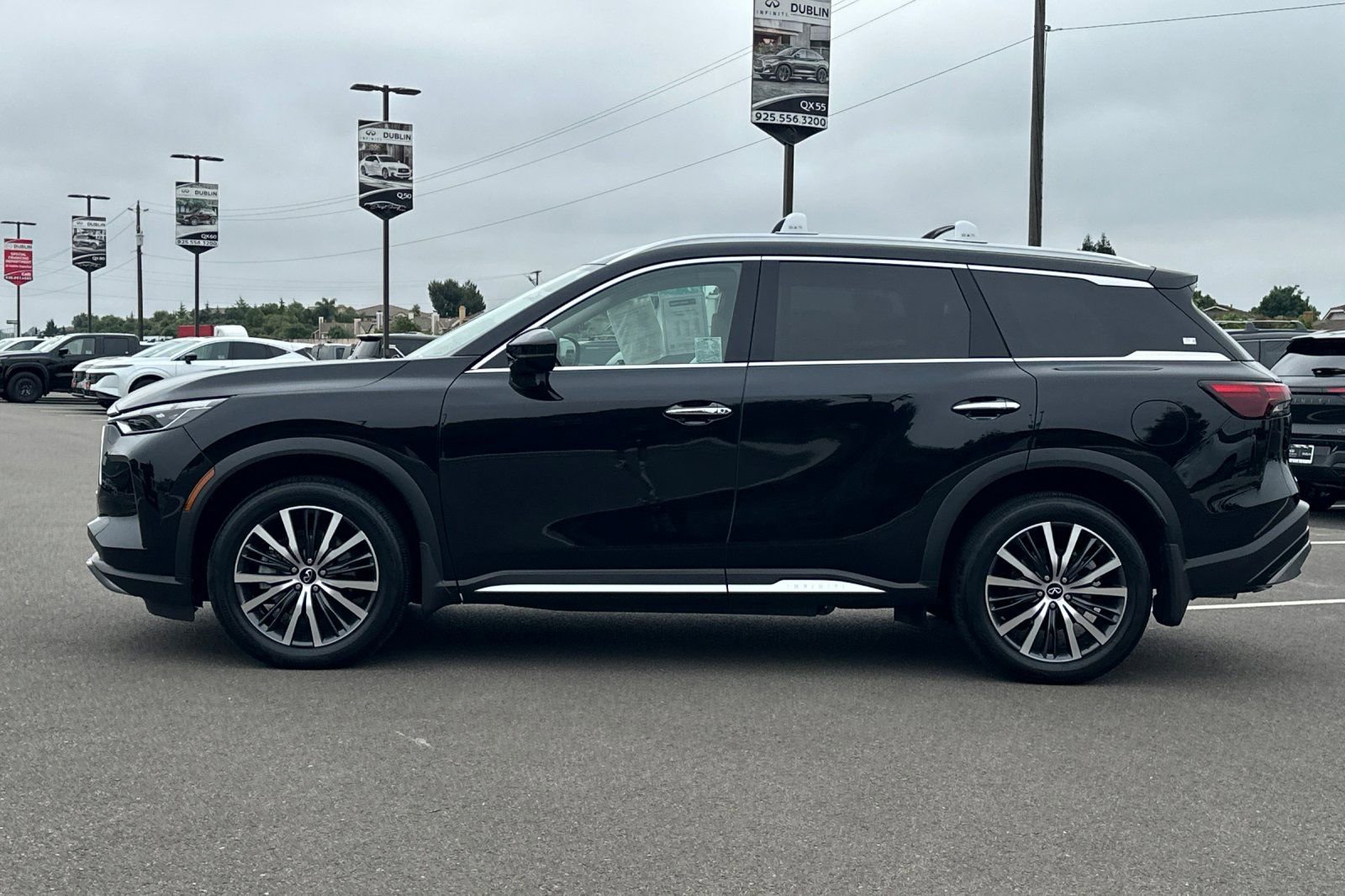 Certified 2025 INFINITI QX60 Sensory AWD/4WD image 7