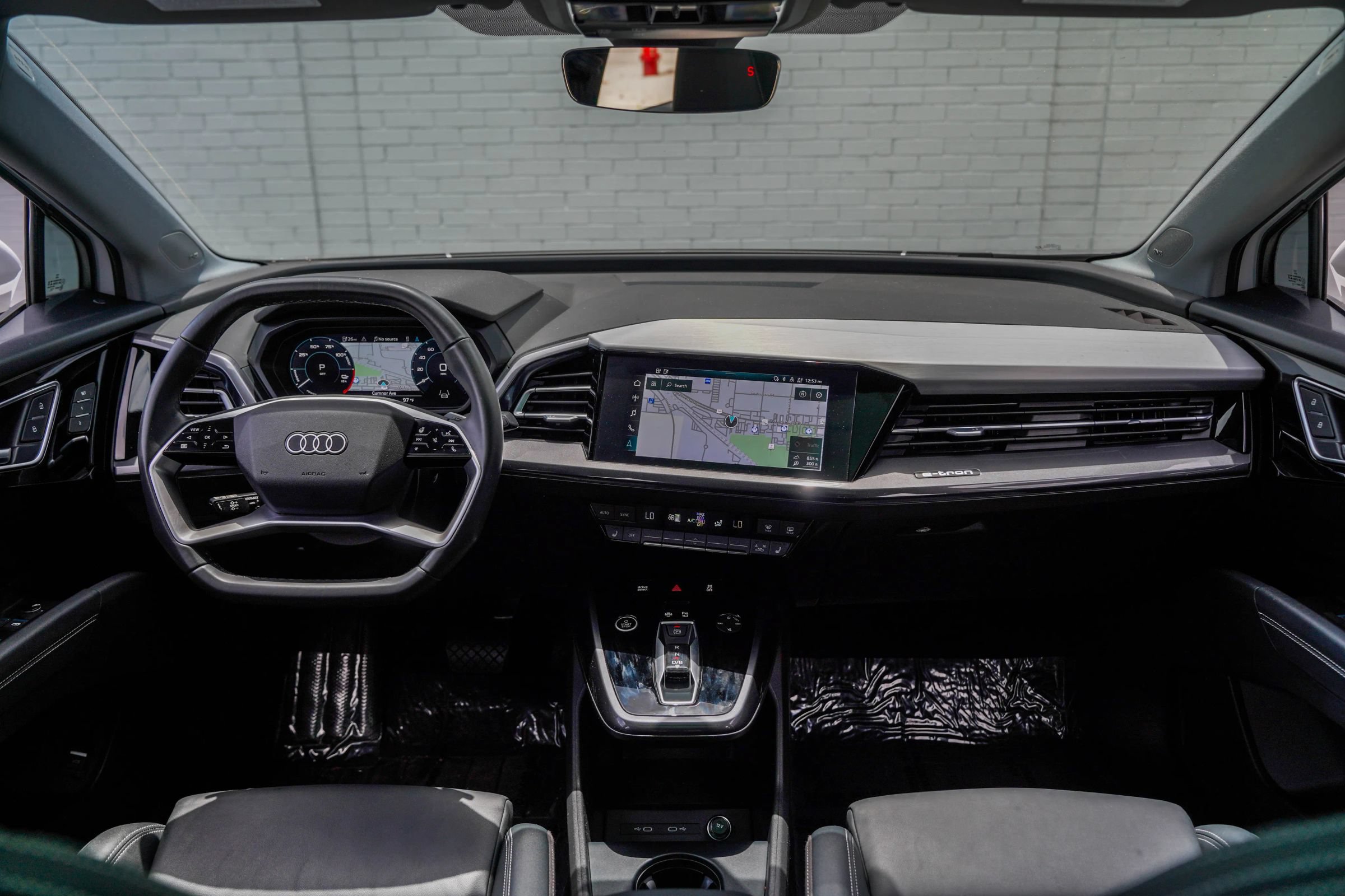 Used 2022 Audi Q4 e-tron Premium Plus AWD/4WD image 16