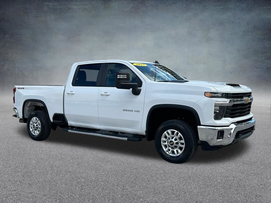 Used 2025 Chevrolet Silverado 2500 LT w/ Convenience Package AWD/4WD video 3