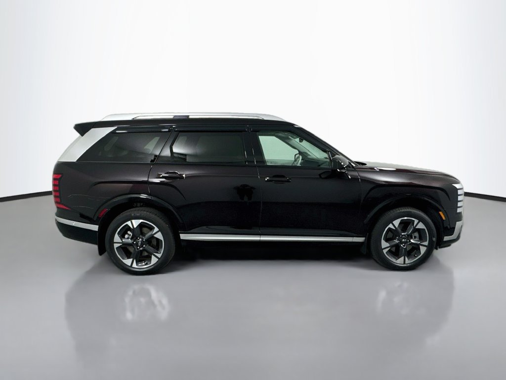 Certified 2026 Hyundai Palisade Limited FWD image 4