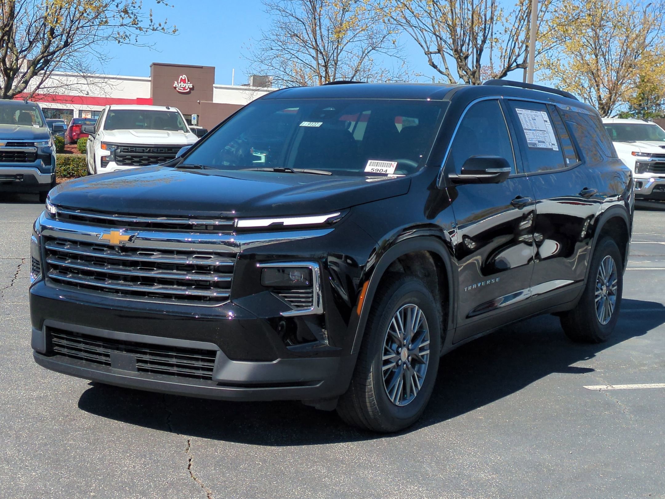 New 2026 Chevrolet Traverse LT w/ Driver Confidence Package FWD image 5