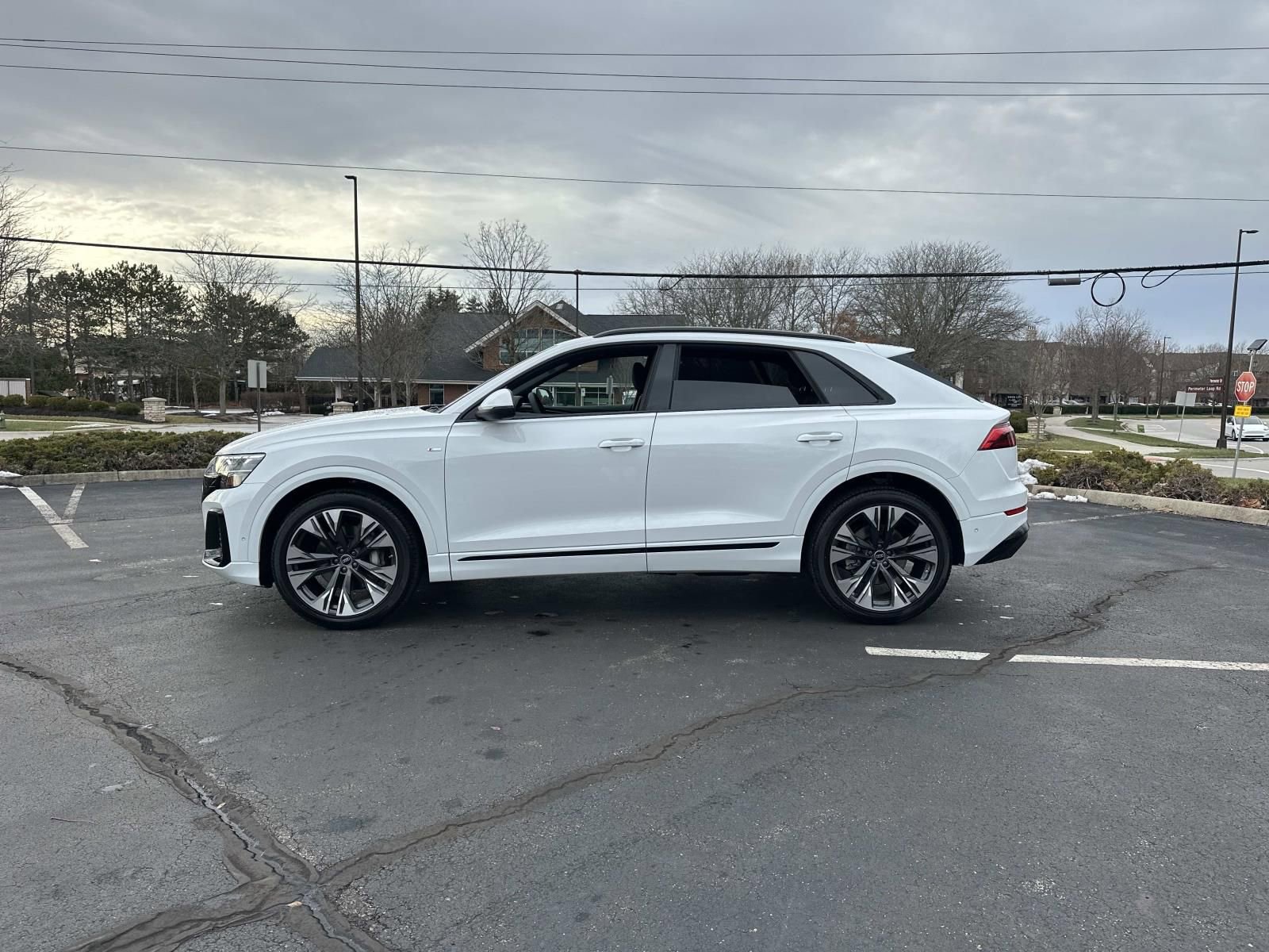 New 2026 Audi Q8 Premium Plus AWD/4WD image 4