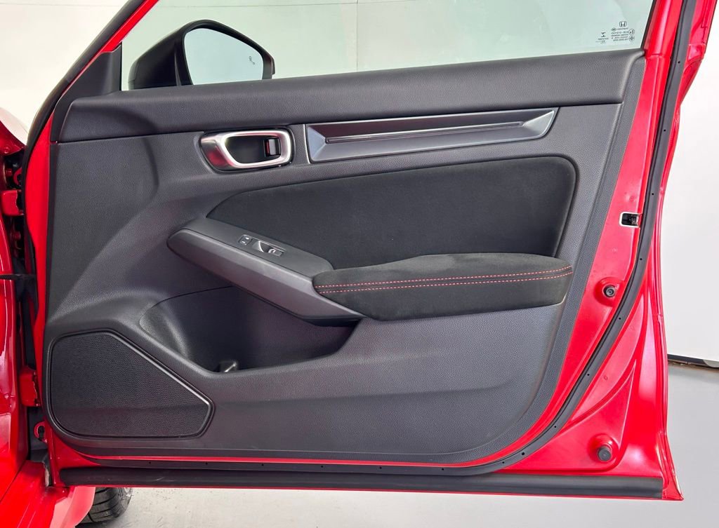 Used 2023 Honda Civic Type R image 11