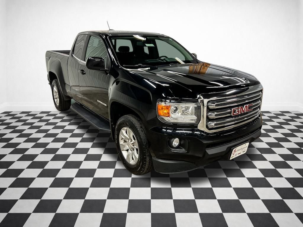 Certified 2017 GMC Canyon SLE w/ SLE Convenience Package image 30