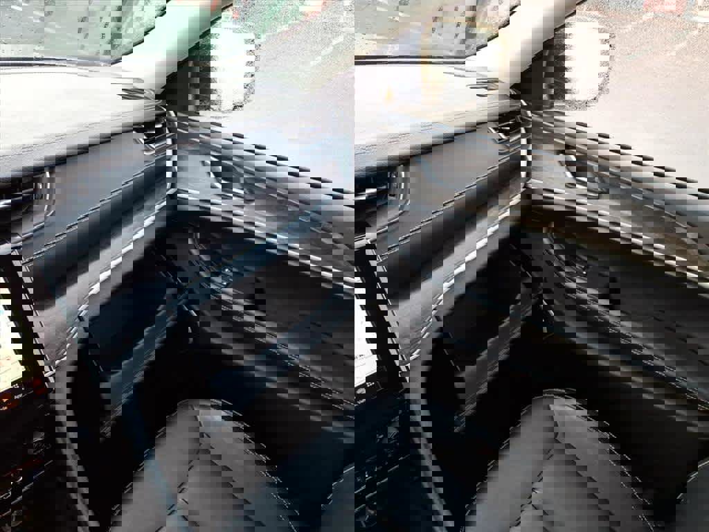 Used 2021 Jeep Grand Cherokee L Limited image 22