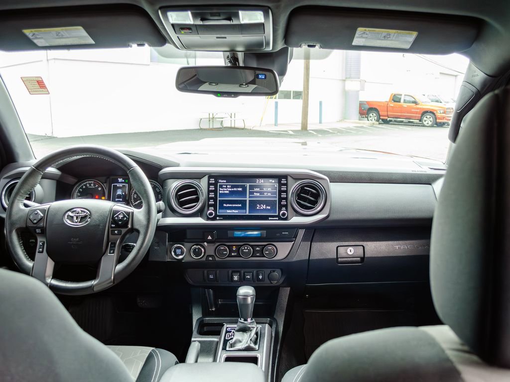 Used 2023 Toyota Tacoma TRD Sport image 30