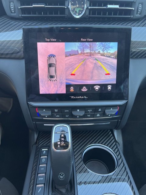 Used 2022 Maserati Quattroporte Modena image 13