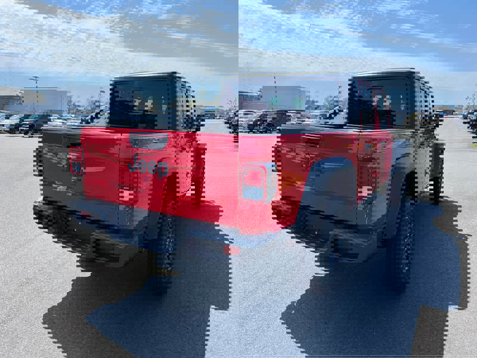 New 2025 Jeep Gladiator Sport image 8