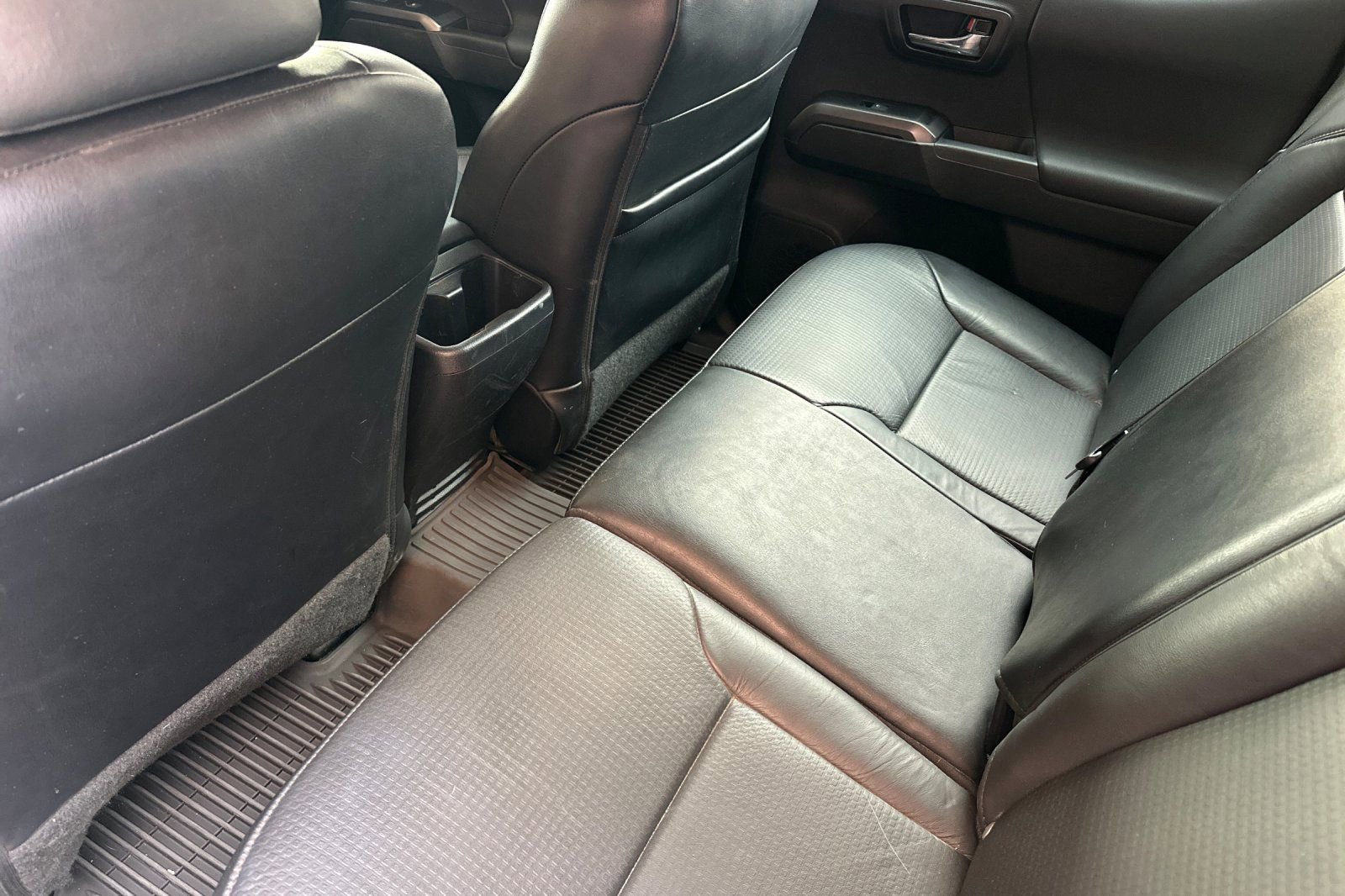 Used 2022 Toyota Tacoma TRD Sport w/ TRD Premium Sport Package image 16