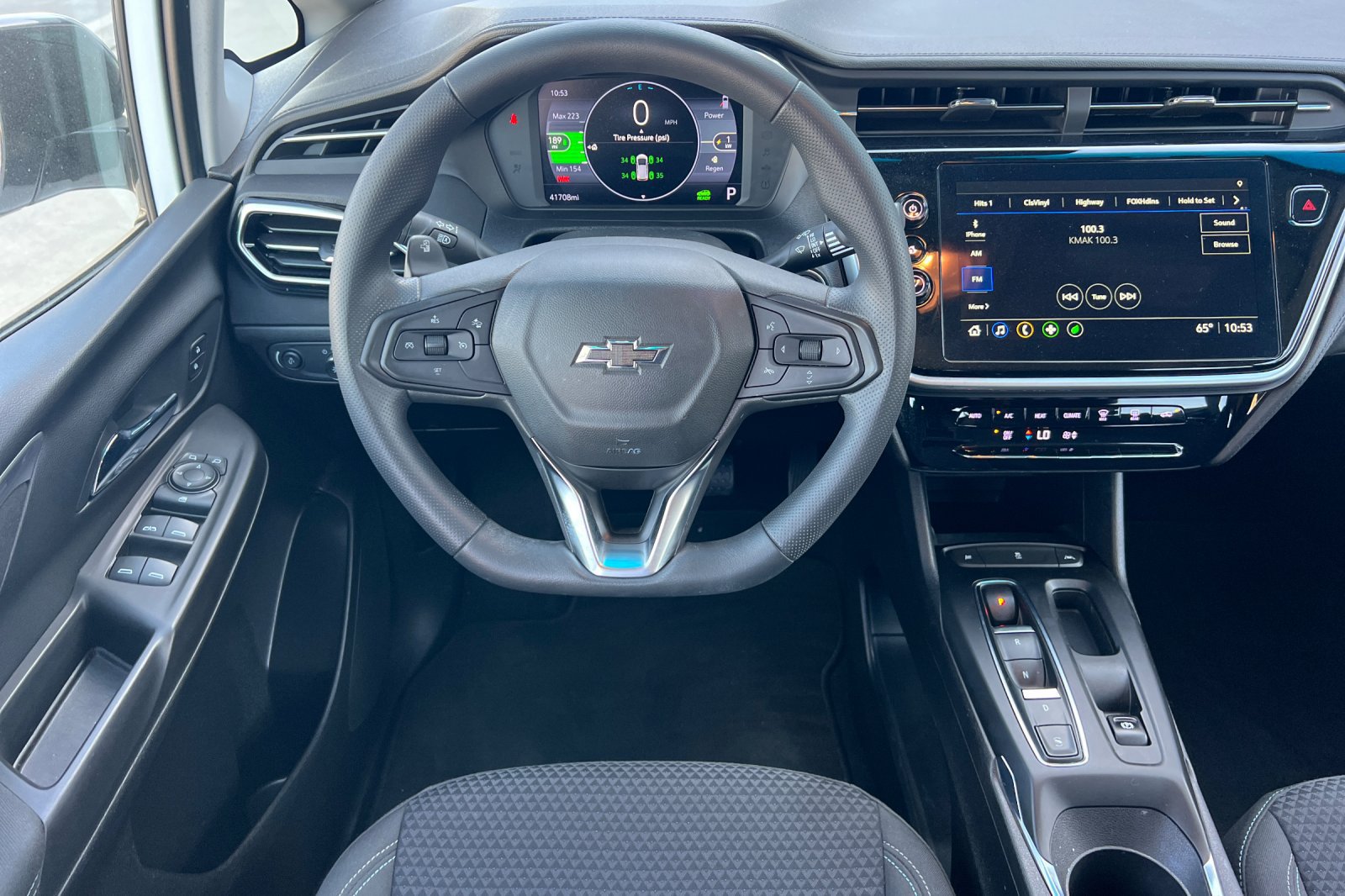 Used 2023 Chevrolet Bolt LT FWD image 18