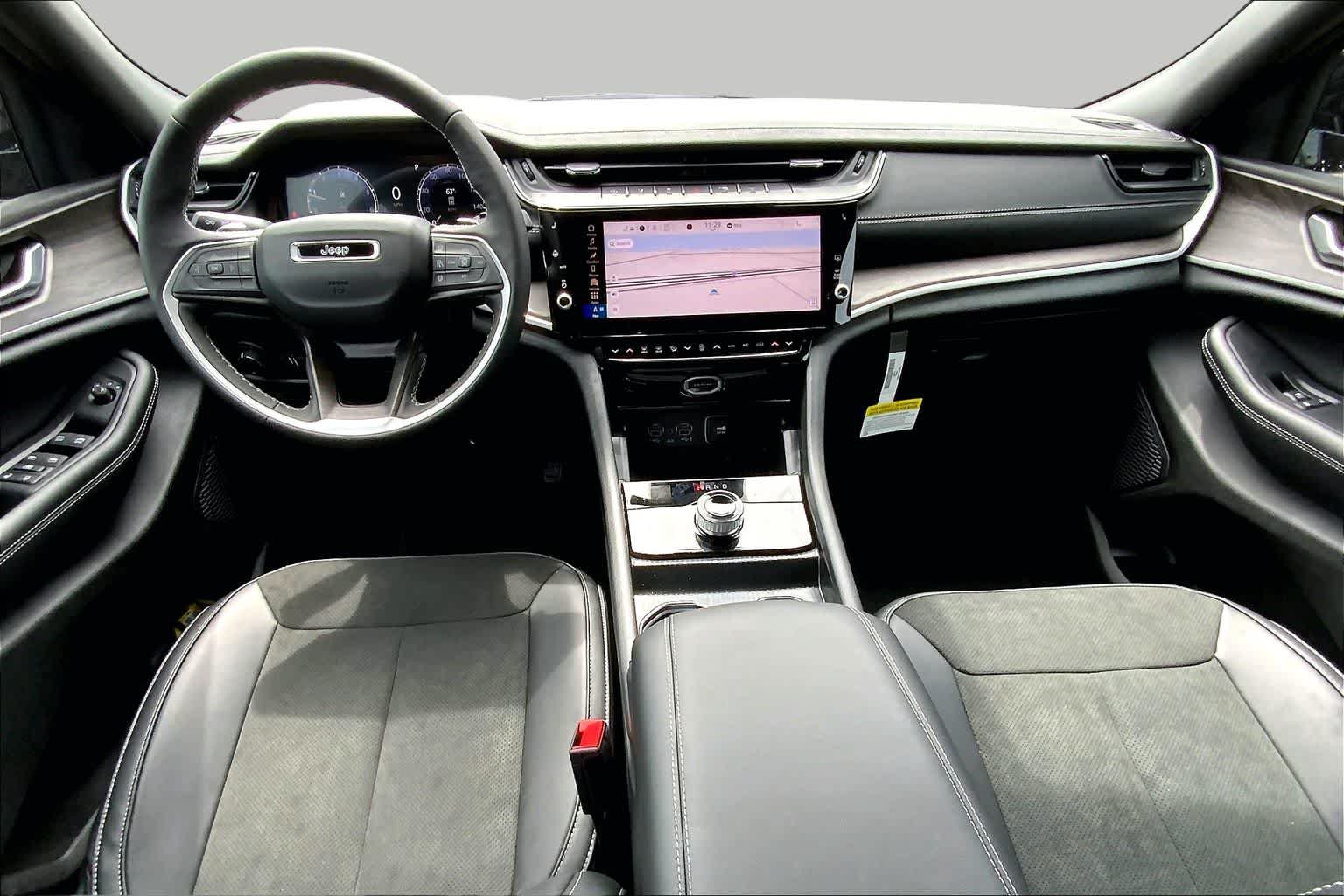 New 2026 Jeep Grand Cherokee Altitude RWD image 12