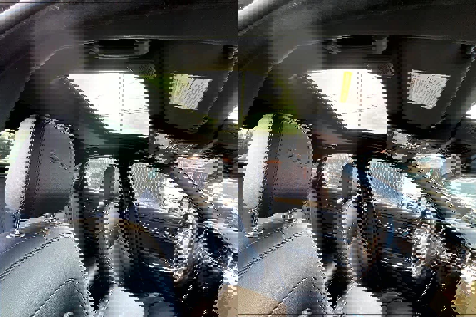 Used 2022 Jaguar XF SE image 24