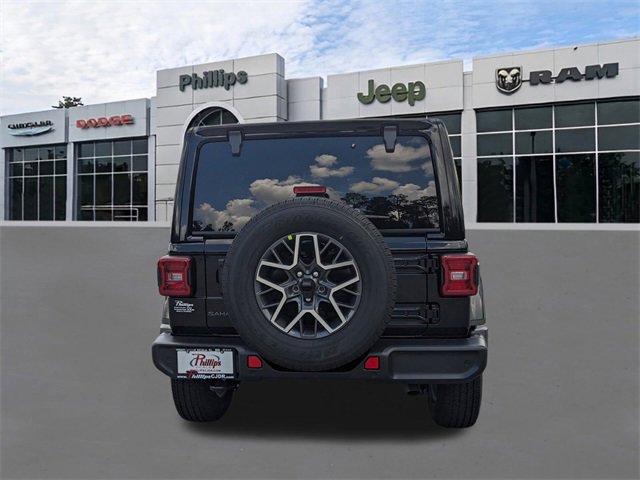 New 2025 Jeep Wrangler Sahara image 5