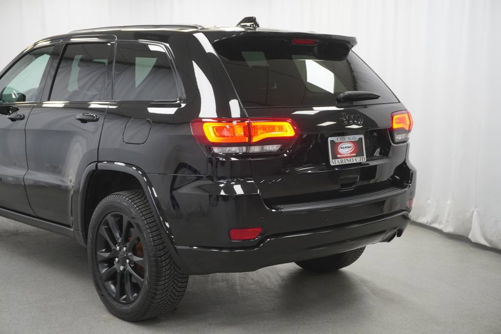 Certified 2021 Jeep Grand Cherokee Laredo X AWD/4WD image 13