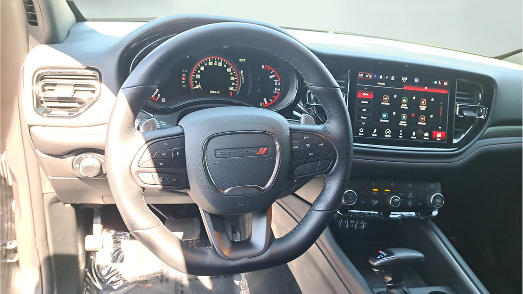Used 2025 Dodge Durango GT w/ Blacktop Package AWD/4WD image 18