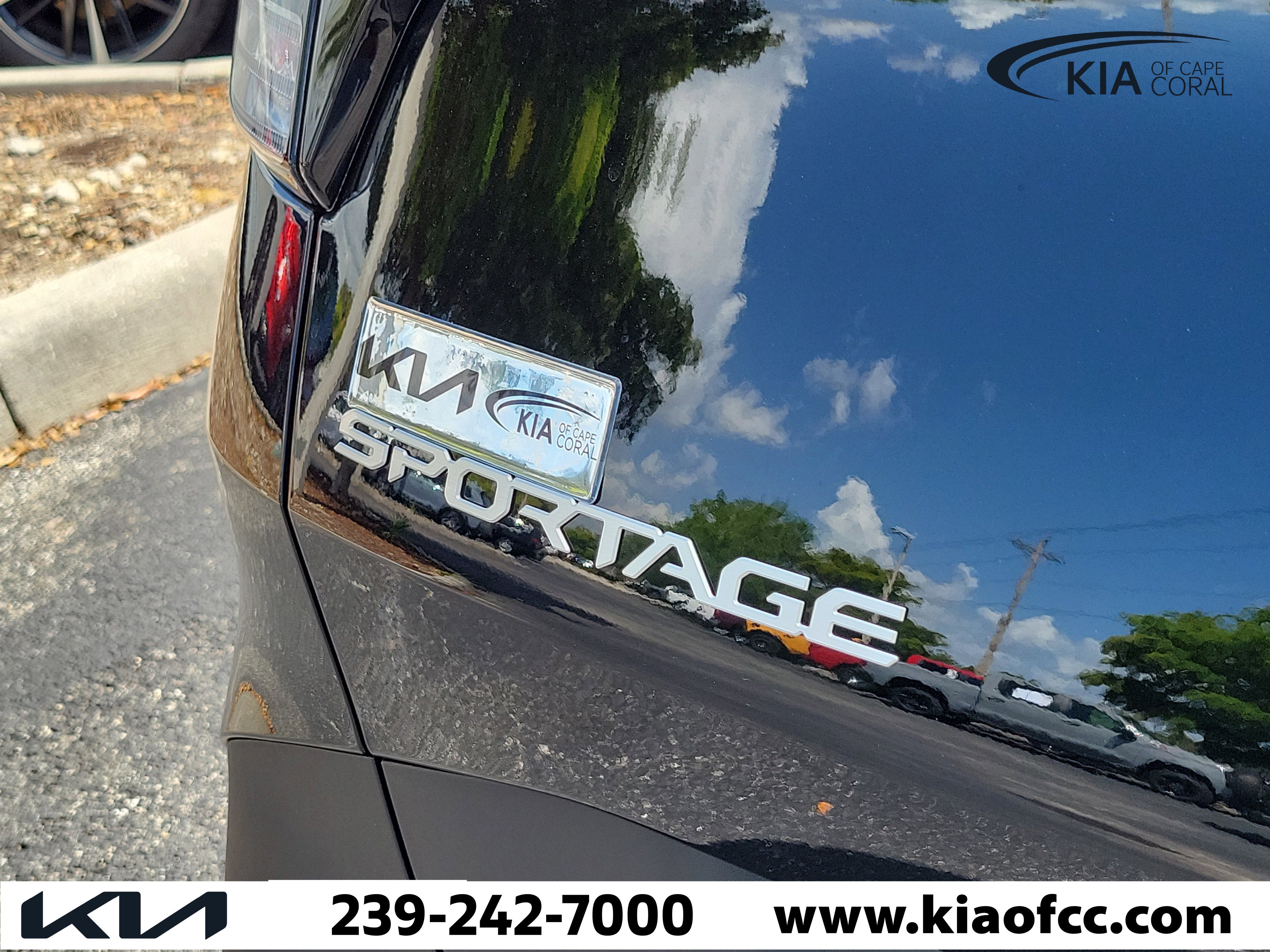 Certified 2025 Kia Sportage EX w/ Premium Package image 10