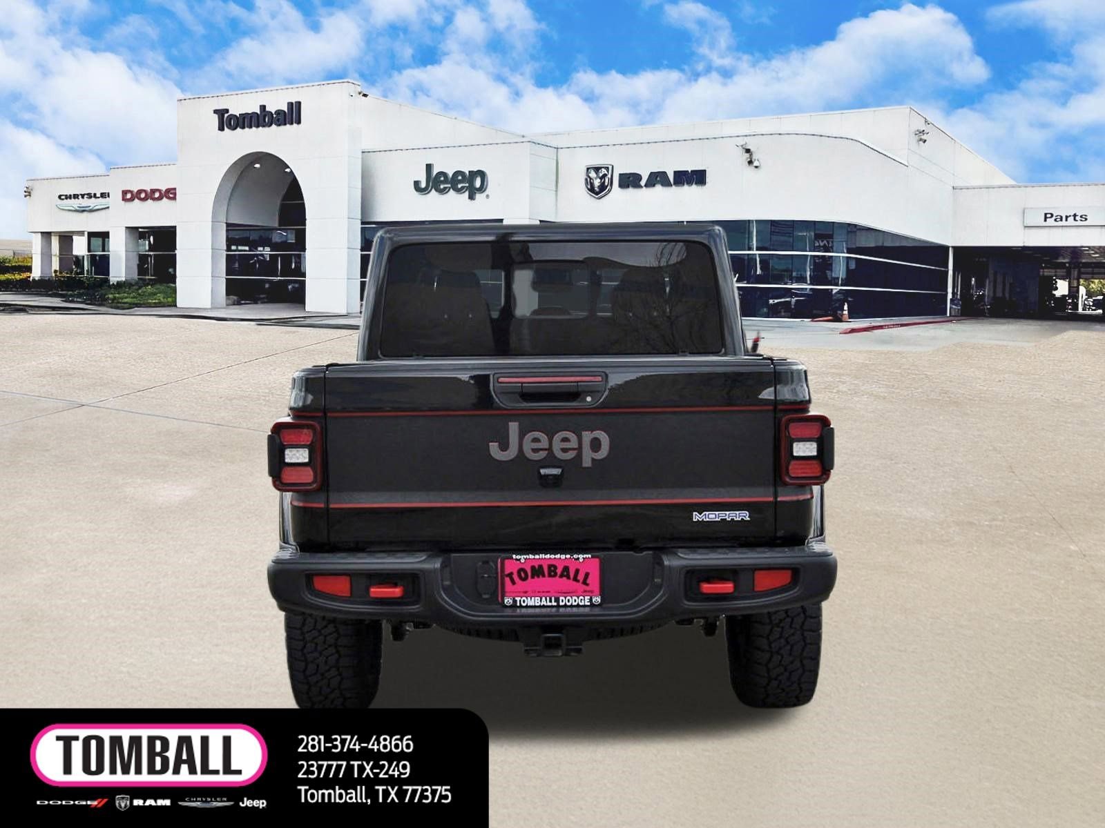 Used 2024 Jeep Gladiator Rubicon w/ Technology Group image 6