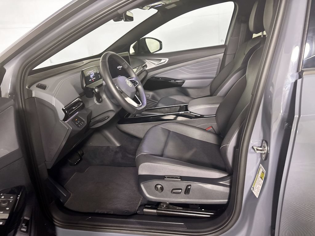 Certified 2024 Volkswagen ID.4 Pro S AWD/4WD image 13