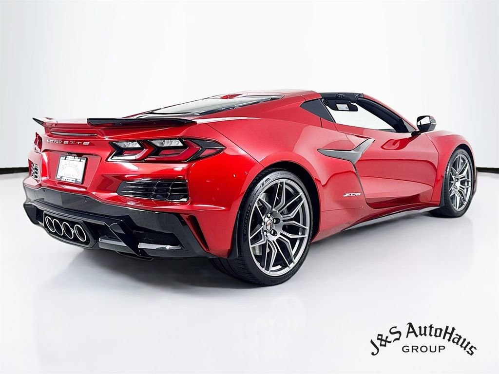 Used 2024 Chevrolet Corvette Z06 w/ Chrome Exterior Badge Package RWD image 7