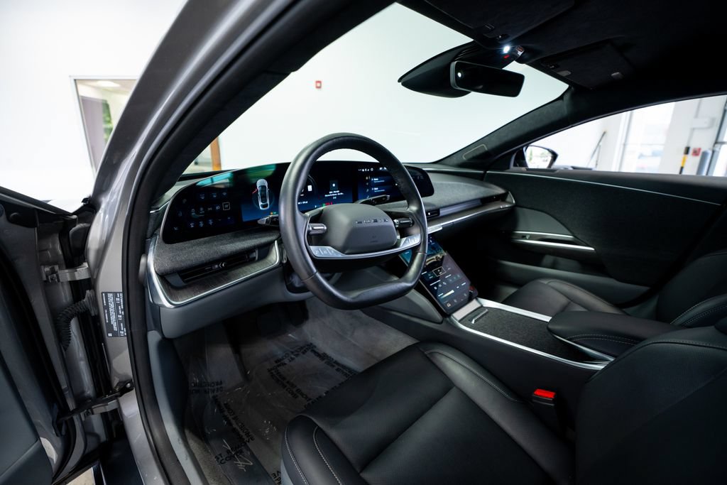 Used 2024 Lucid Air Pure RWD image 27