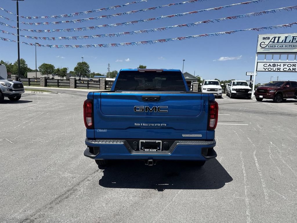Used 2023 GMC Sierra 1500 Elevation w/ LPO, Elevation Black Package AWD/4WD image 18