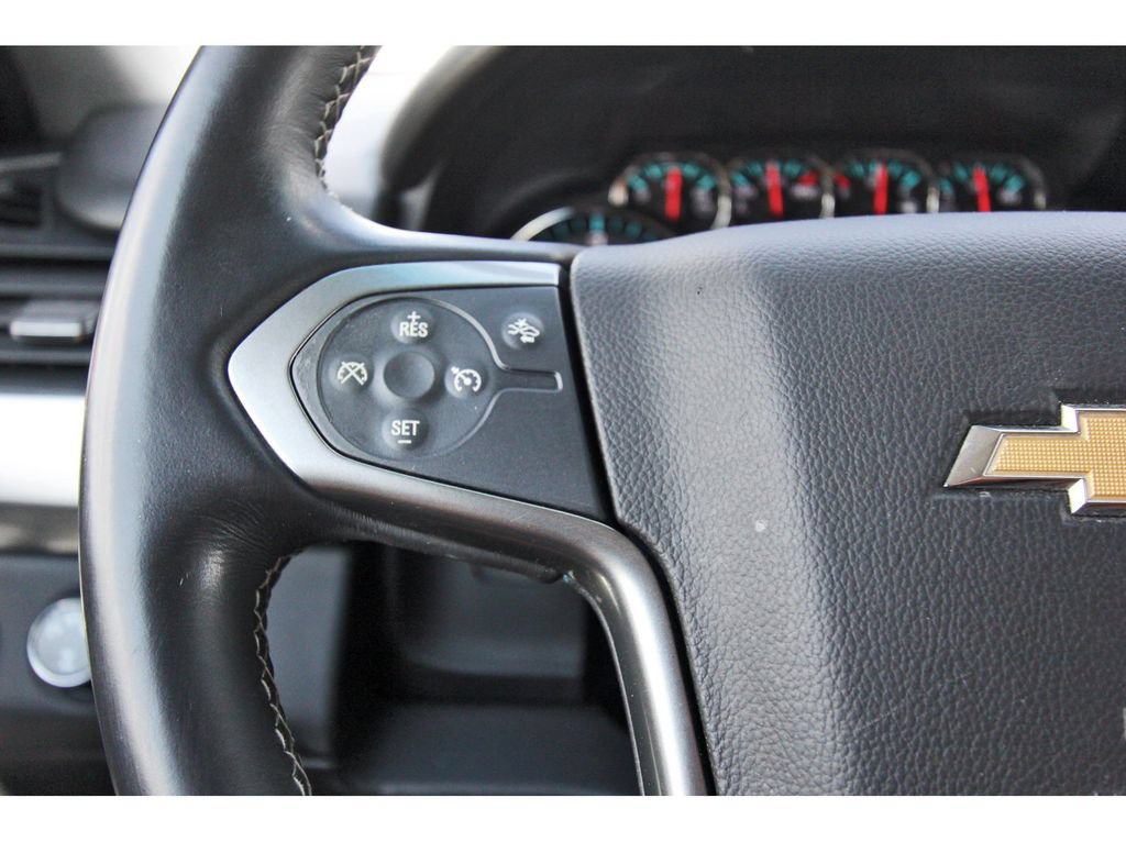 Used 2016 Chevrolet Suburban LT AWD/4WD image 16