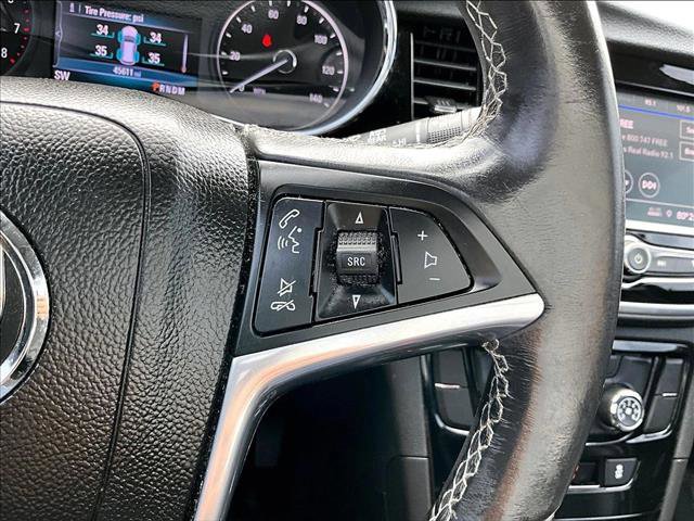 Used 2022 Buick Encore Preferred w/ Safety Package image 21