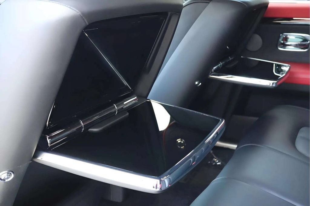 Certified 2024 Rolls-Royce Ghost w/ Ghost Package AWD/4WD image 6
