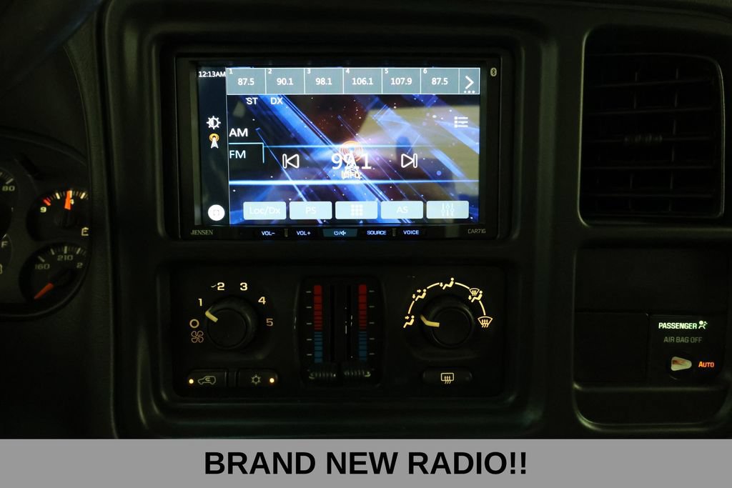 Used 2004 Chevrolet Silverado 1500 LS w/ Safe and Sound Package RWD image 13
