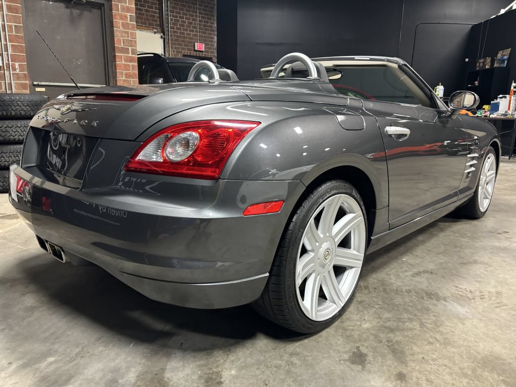 Used 2005 Chrysler Crossfire Limited RWD image 12