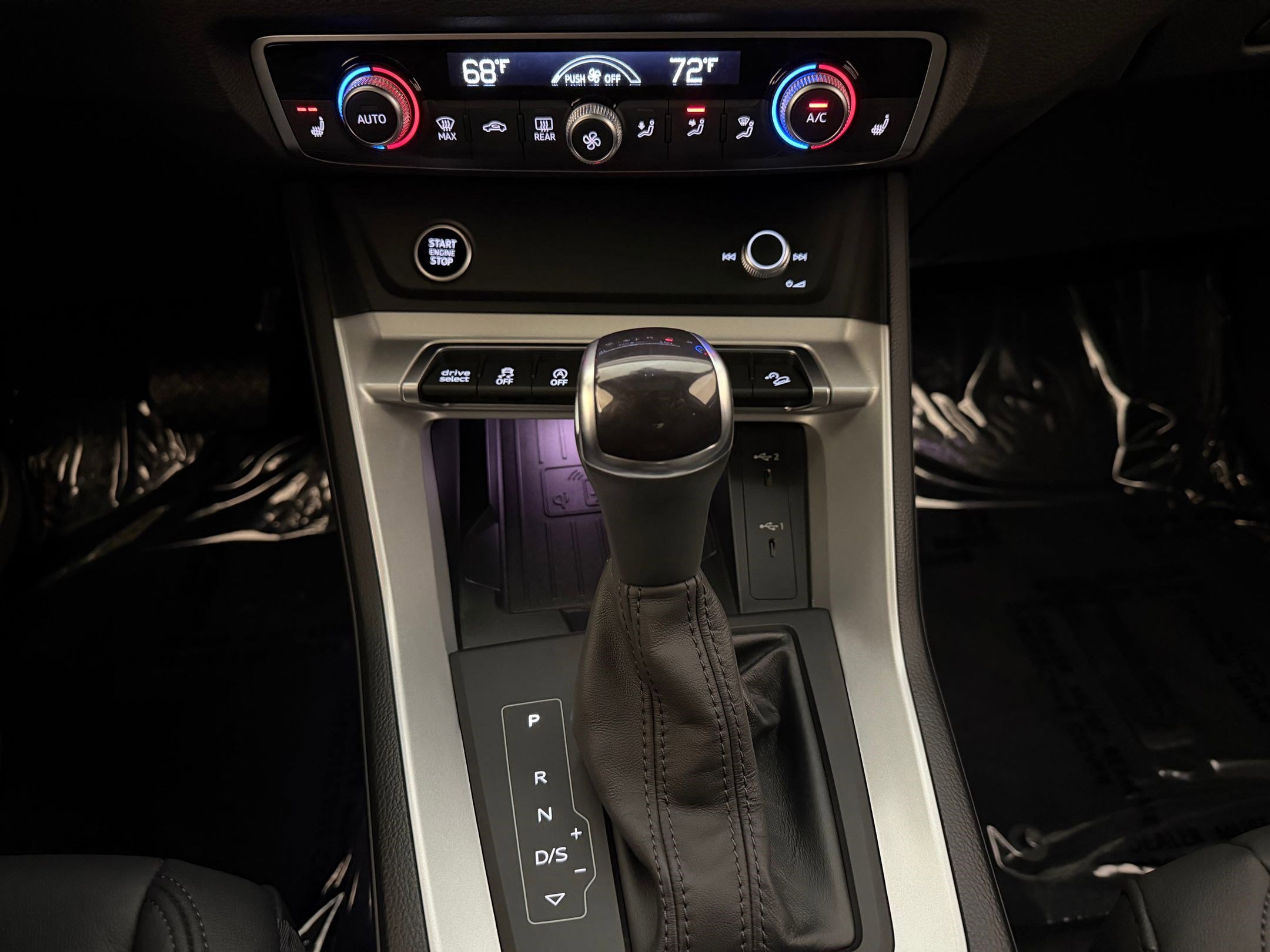 Certified 2025 Audi Q3 2.0T Premium Plus w/ Premium Plus Package image 16