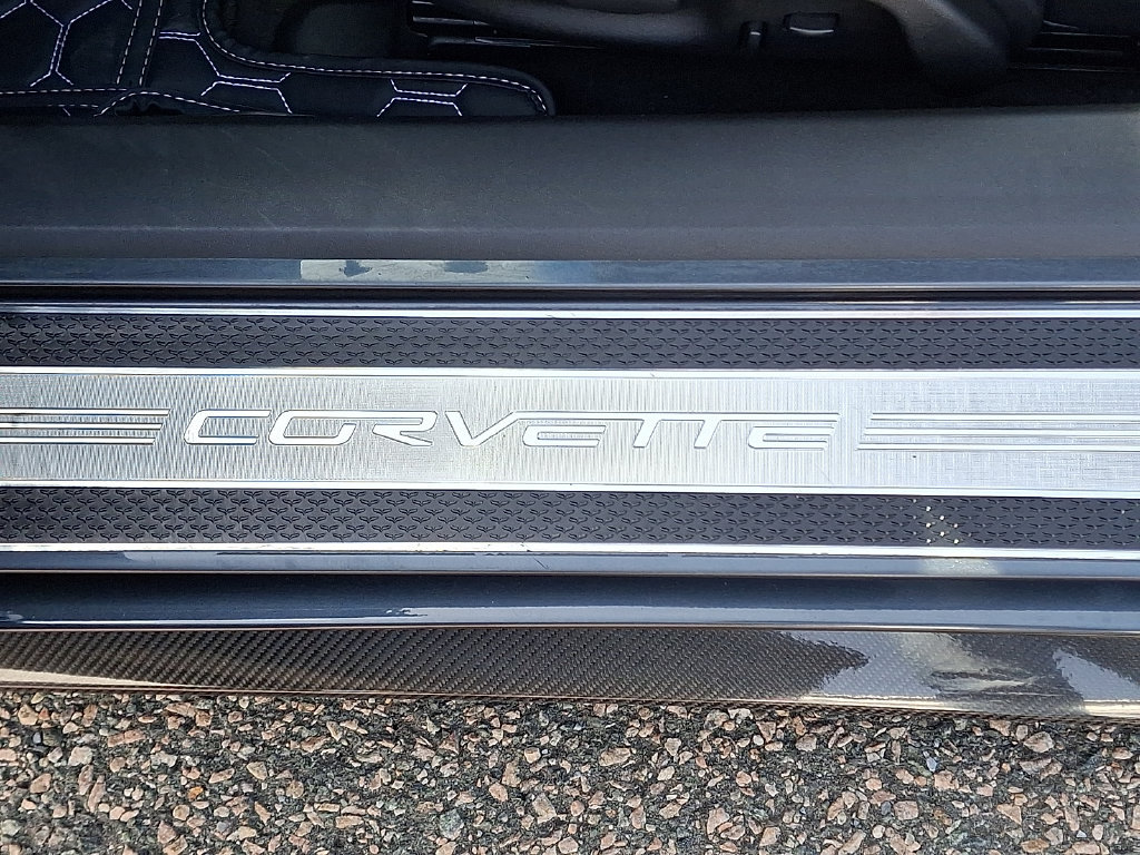 Used 2010 Chevrolet Corvette Grand Sport w/ Preferred Equipment Group RWD image 32