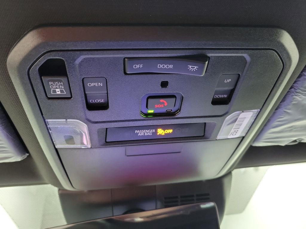 Used 2025 Toyota Tacoma Limited image 48