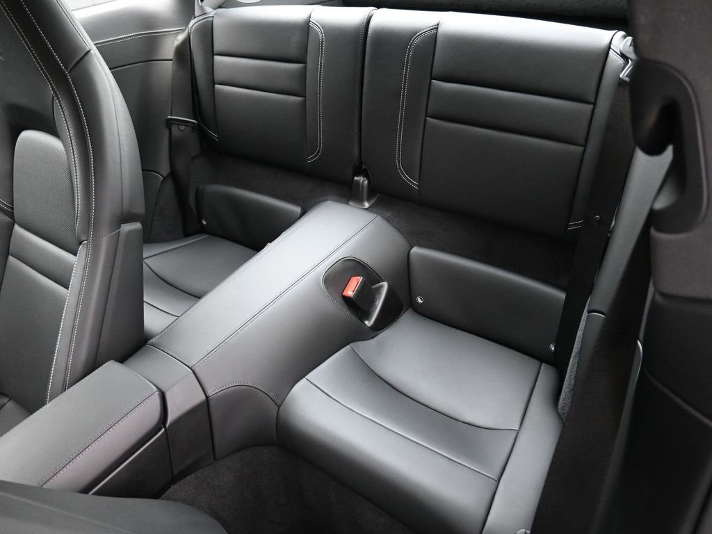 Used 2025 Porsche 911 Carrera w/ Premium Package image 7