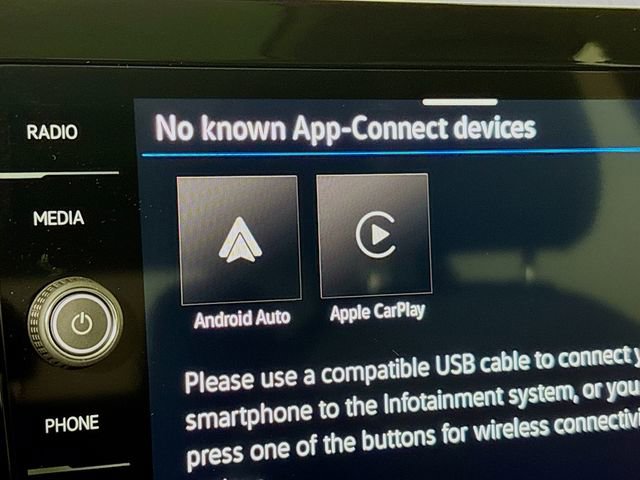 New 2026 Volkswagen Taos SE AWD/4WD image 14