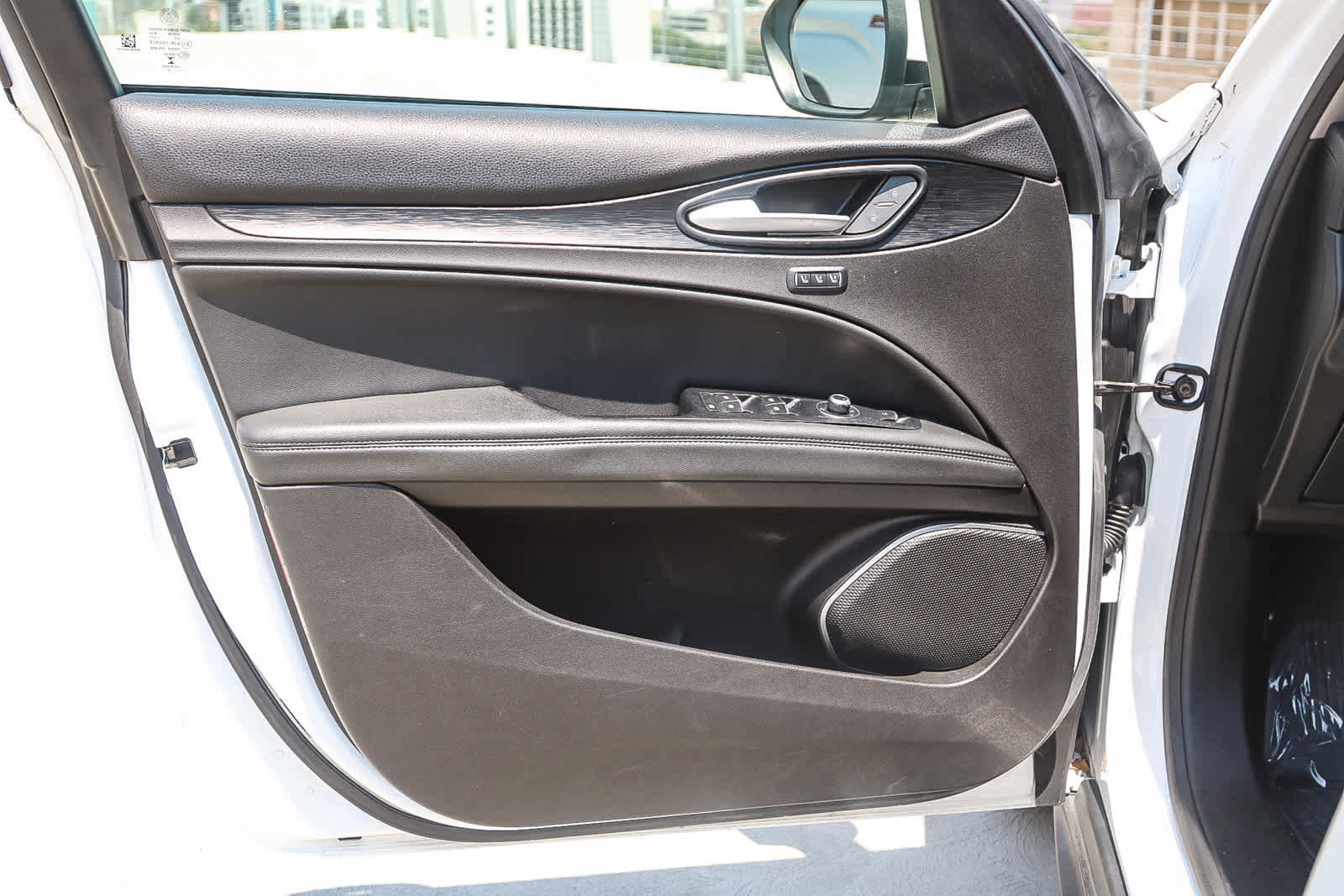 Used 2019 Alfa Romeo Stelvio RWD image 23