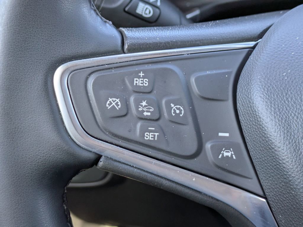 Used 2024 Chevrolet Equinox LT FWD image 25