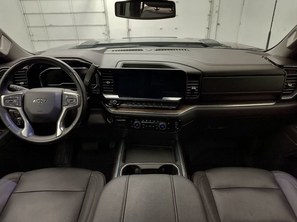 Used 2024 Chevrolet Silverado 2500 LT w/ Midnight Edition AWD/4WD image 13