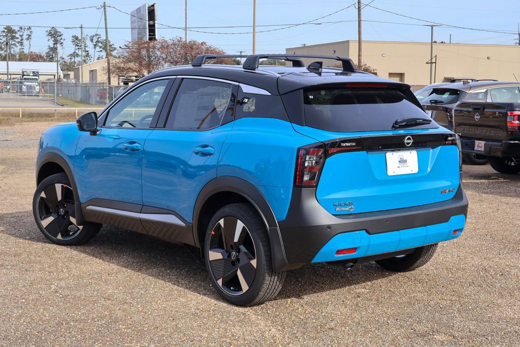 New 2026 Nissan Kicks SR image 2