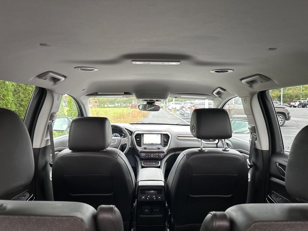 Used 2023 GMC Acadia AT4 w/ Technology Package image 41