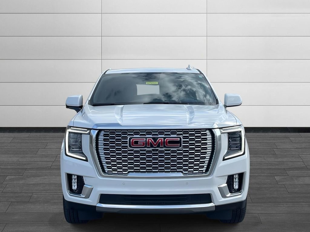 Used 2023 GMC Yukon XL Denali image 8