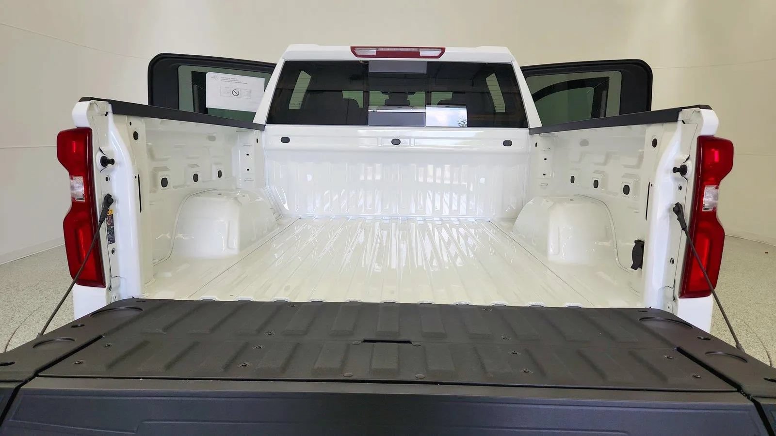 Used 2026 Chevrolet Silverado 1500 RST w/ Convenience Package II AWD/4WD image 41