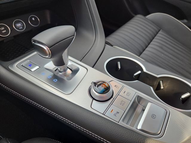 Used 2026 Genesis G70 2.5T Prestige image 22