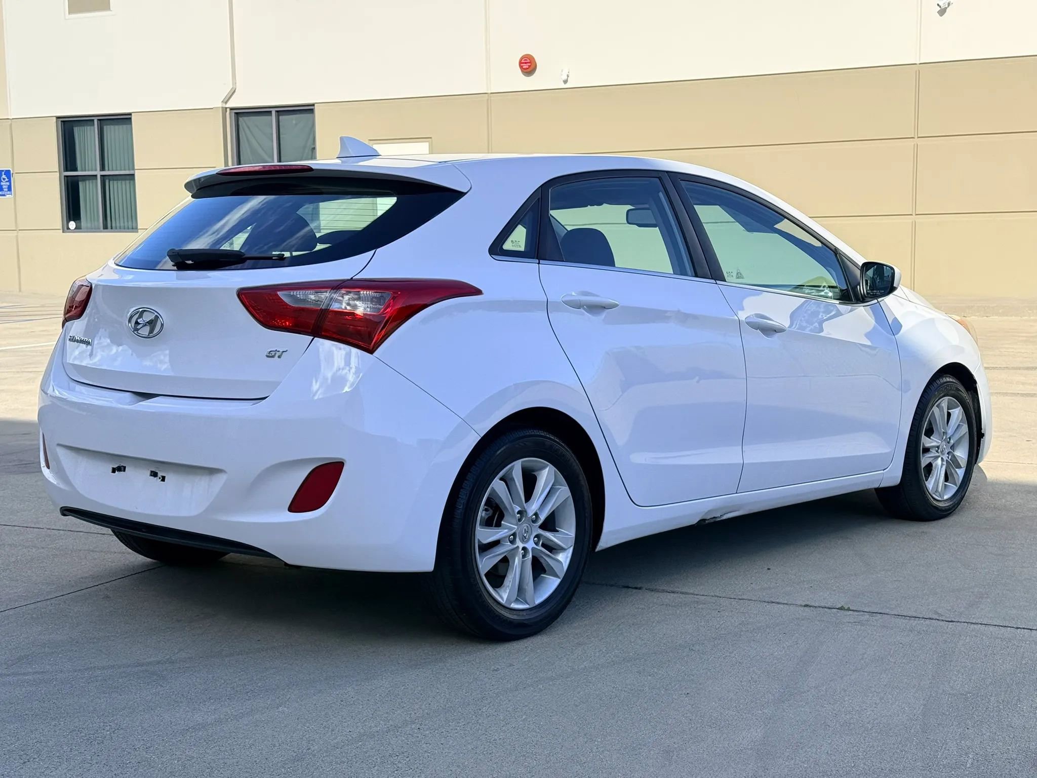Used 2013 Hyundai Elantra GT image 5
