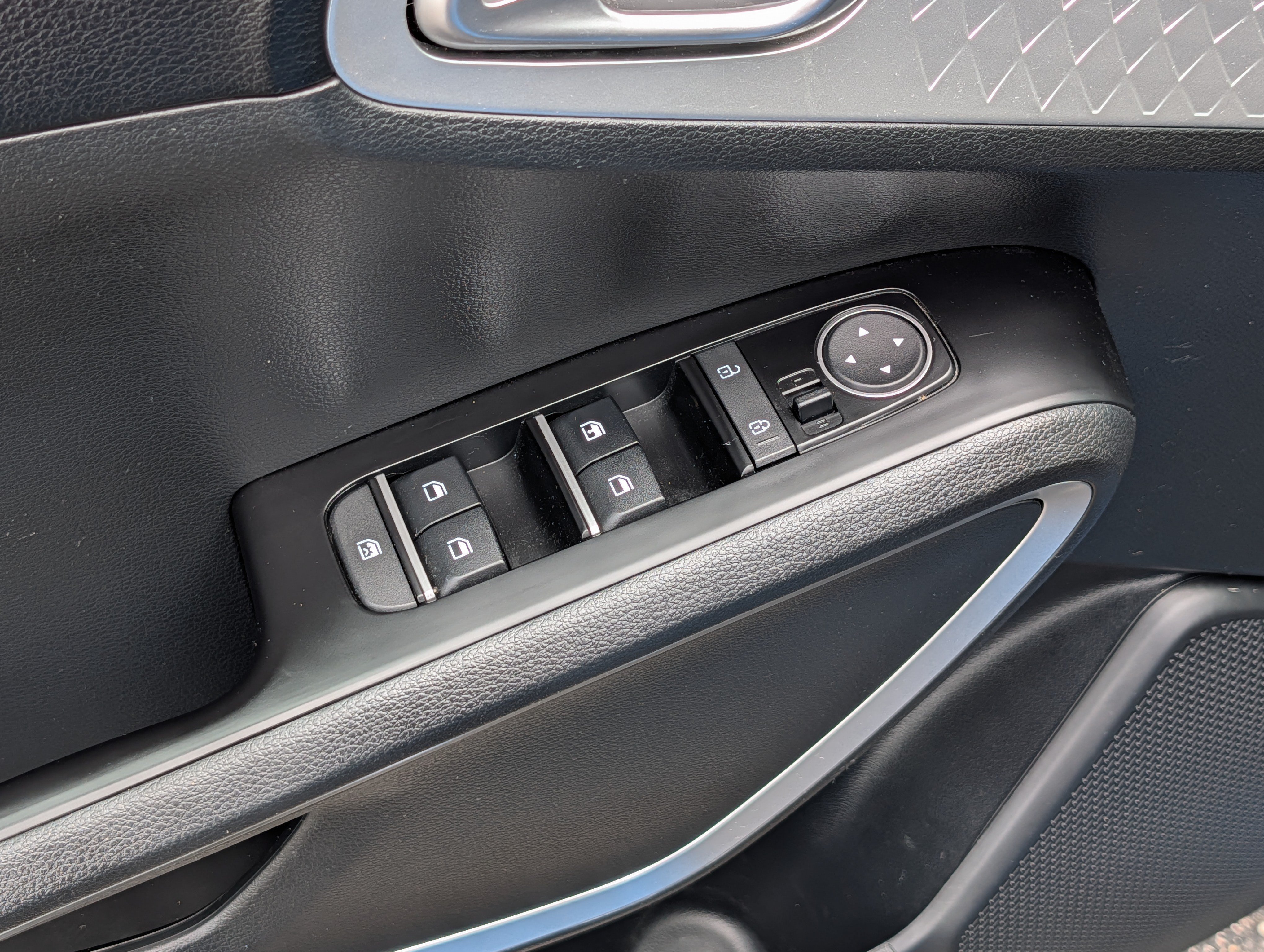 Certified 2025 Kia Soul S FWD image 19