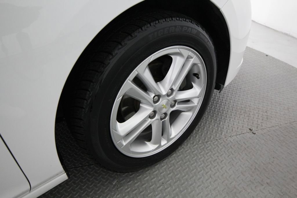Used 2017 Chevrolet Cruze LT w/ Convenience Package FWD image 59