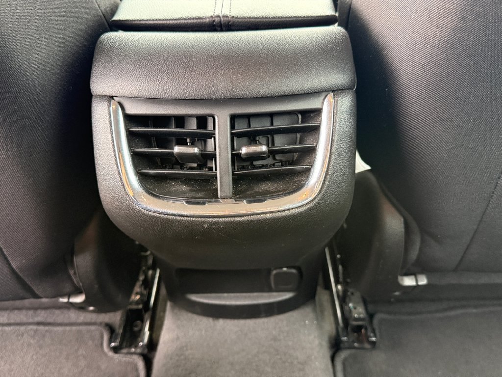 Used 2024 Chevrolet Malibu LT FWD image 37