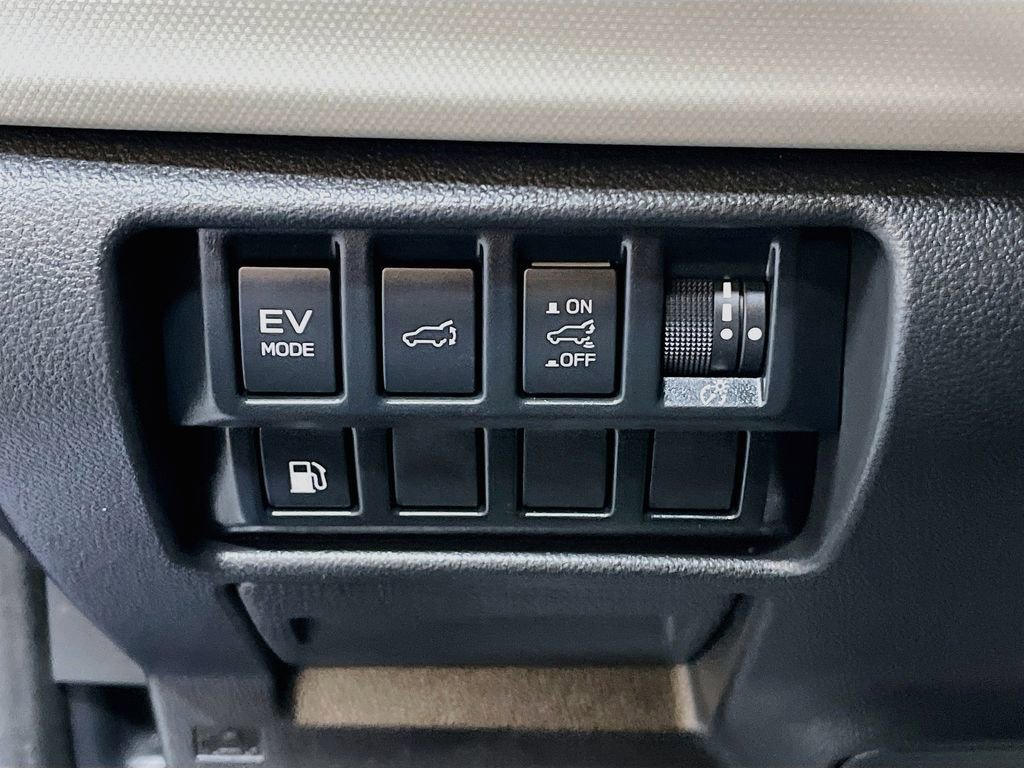 Used 2025 Subaru Forester Limited w/ Popular Package AWD/4WD image 10